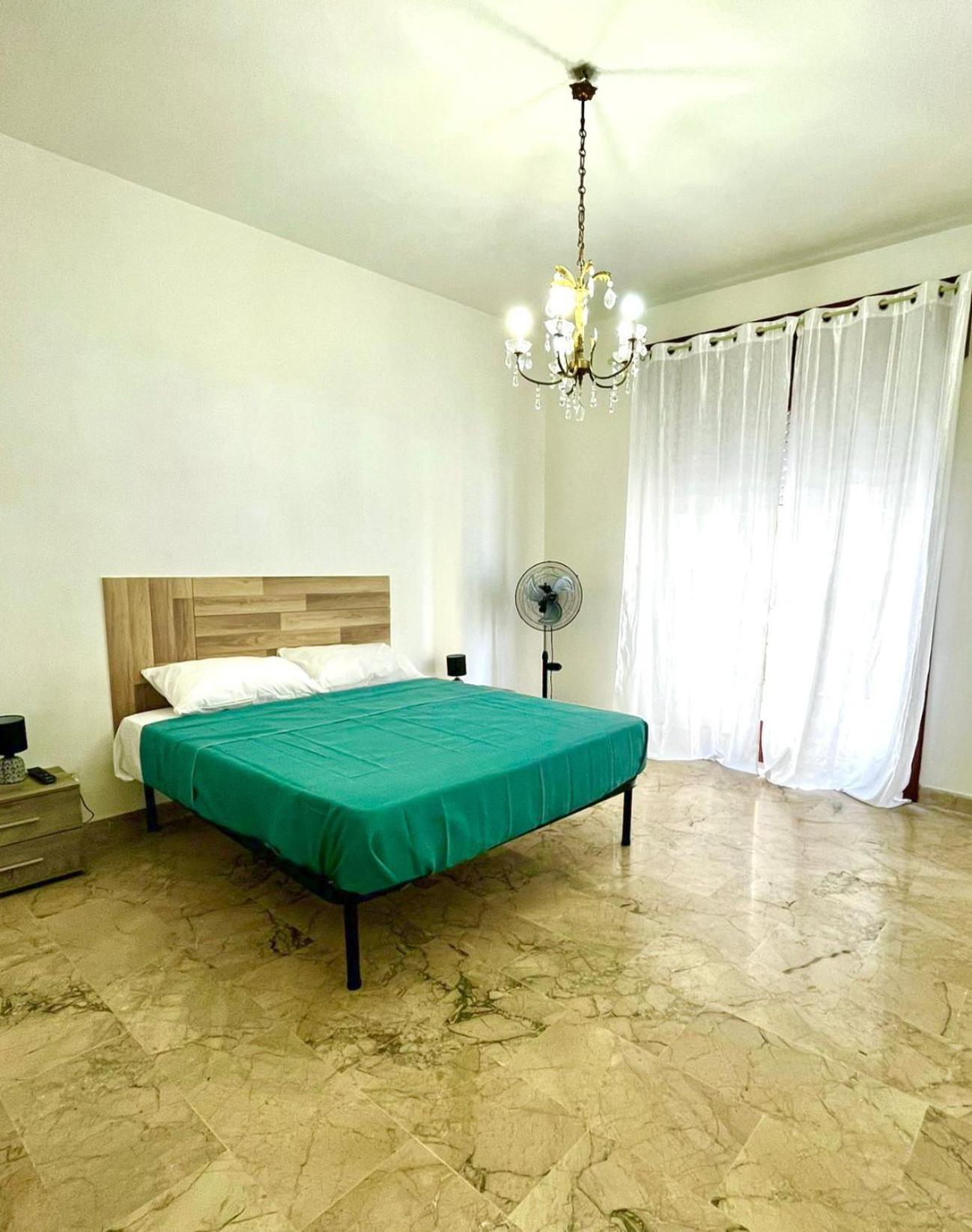 Harbor Elegance Estate Hotel Milazzo Exterior foto