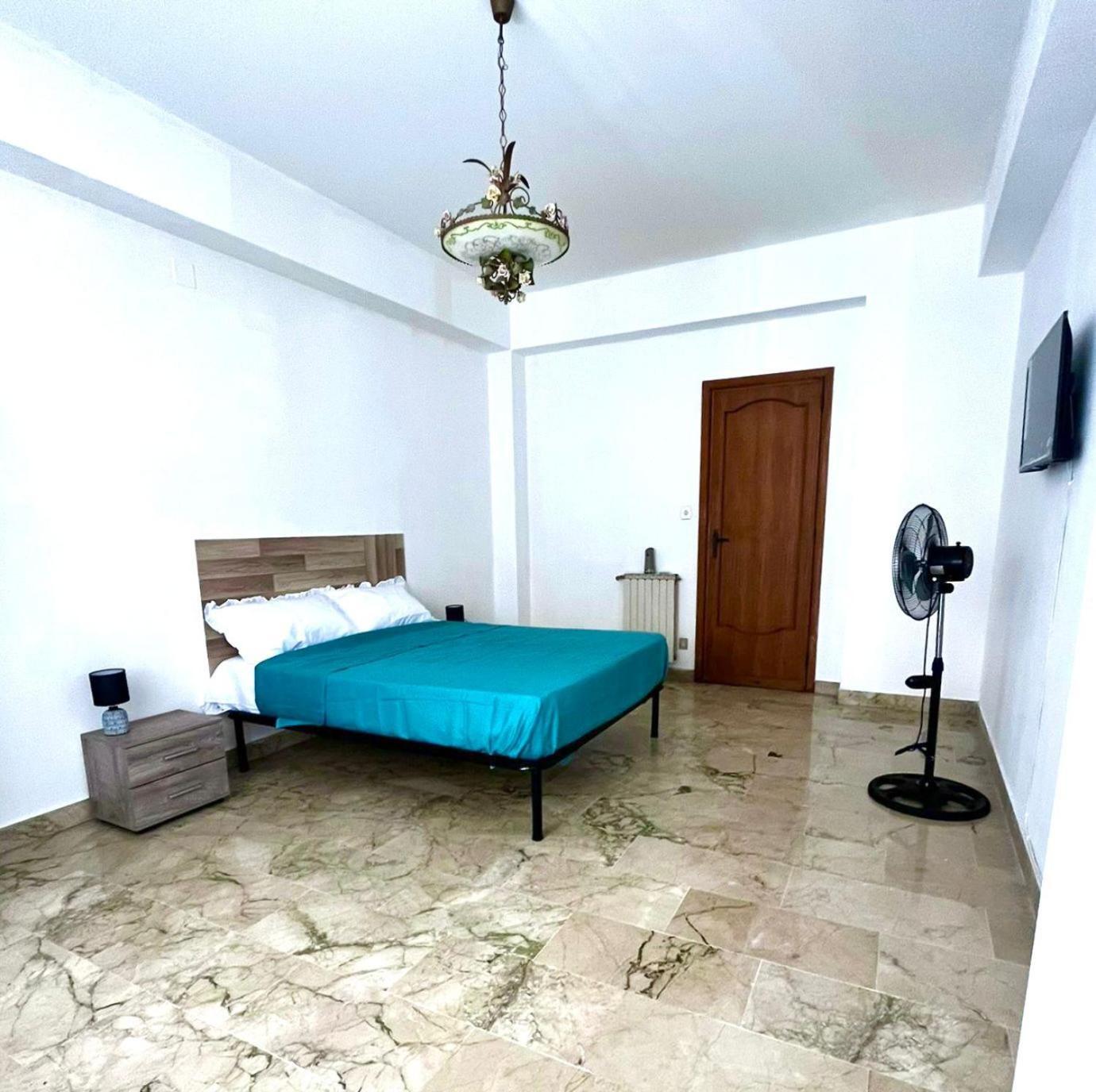 Harbor Elegance Estate Hotel Milazzo Exterior foto